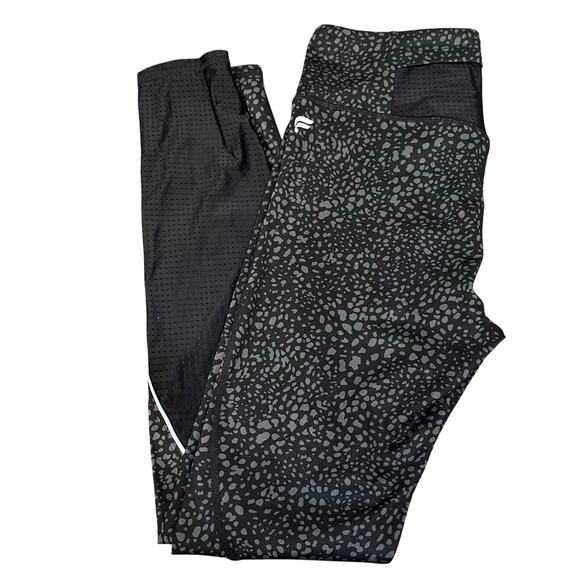 Fabletics Stride 9 Motion365+ High-Waisted Activewear Leggings Size S - Picture 1 of 10